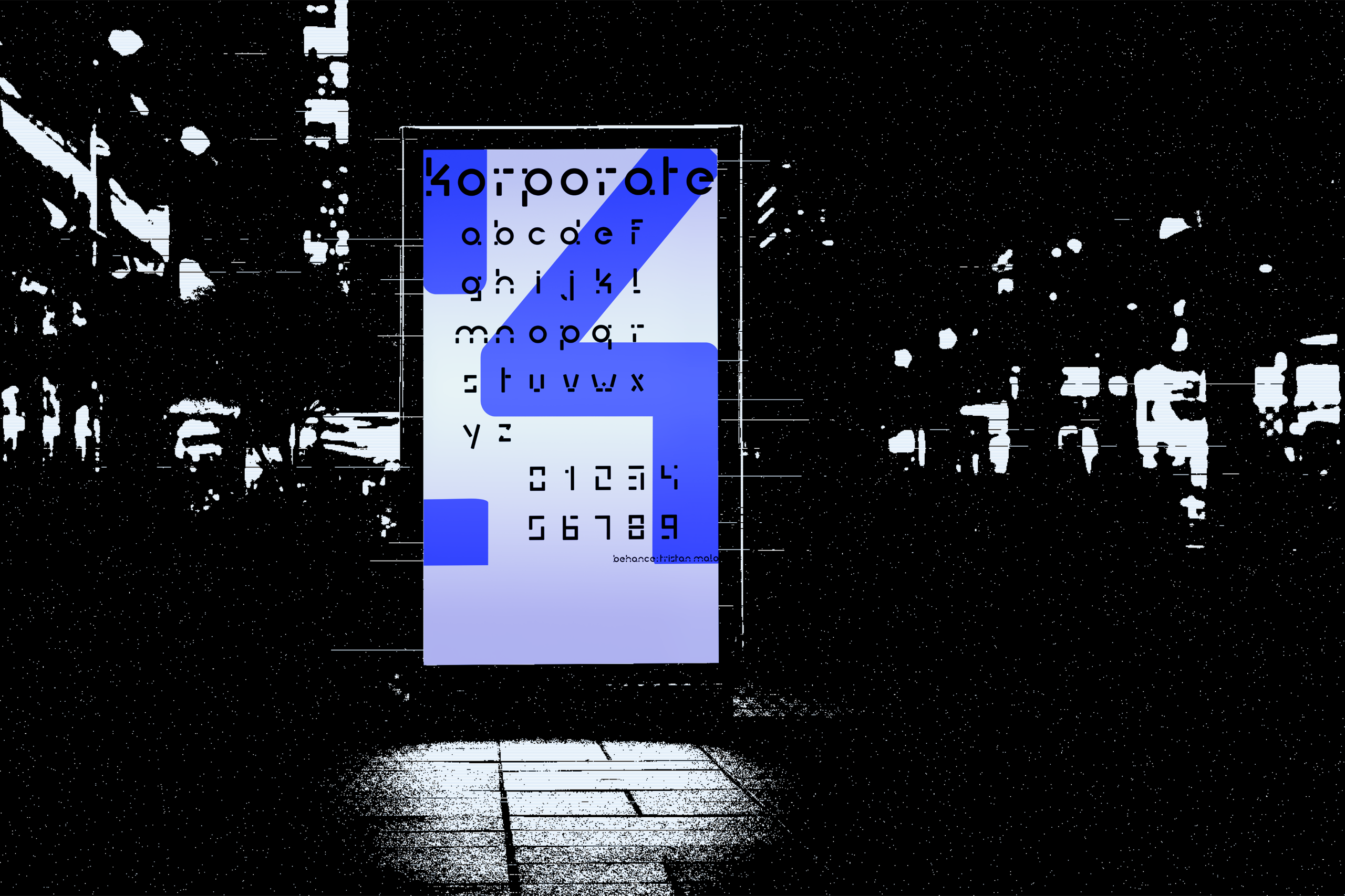Poster specimen de la typographie Korporate dans une rue